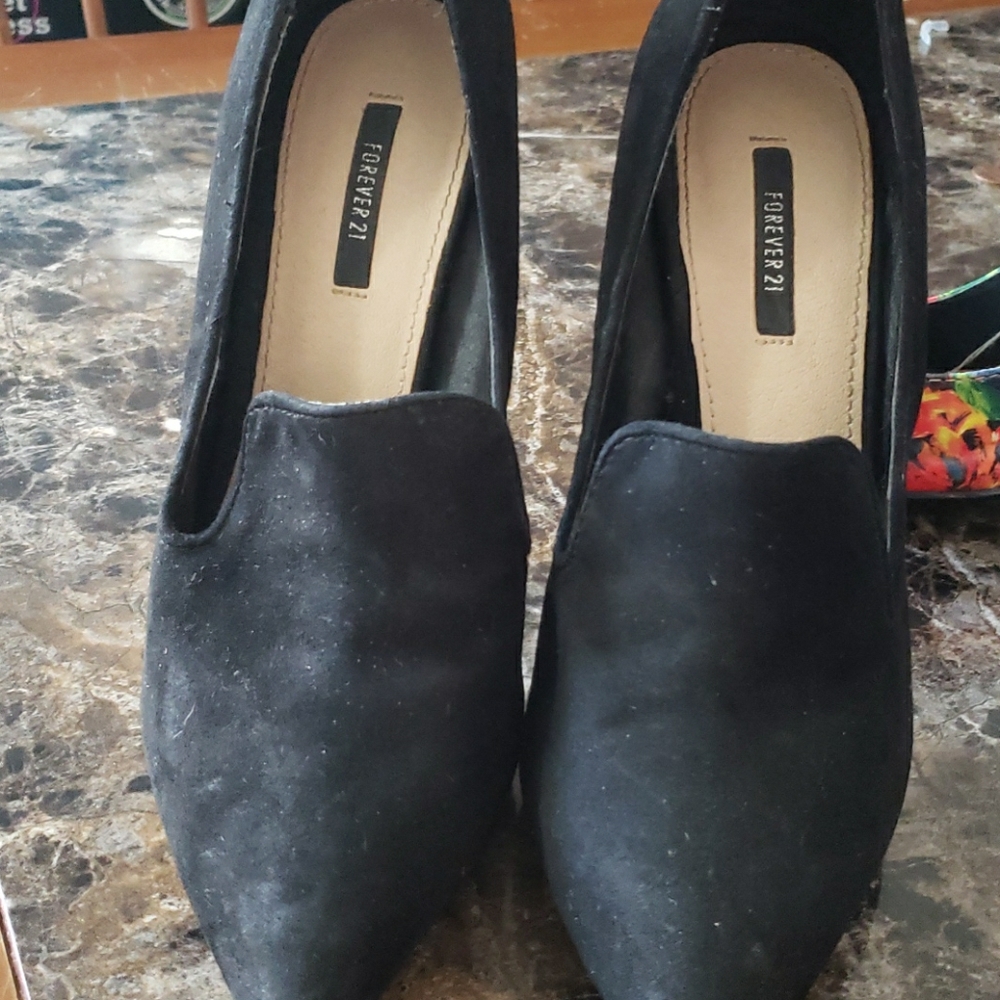Forever 21 Suede heels!